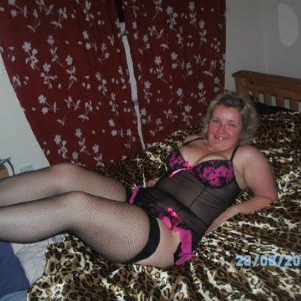 Grosse mature mariée pour plan sexe
 Champniers-Reillac